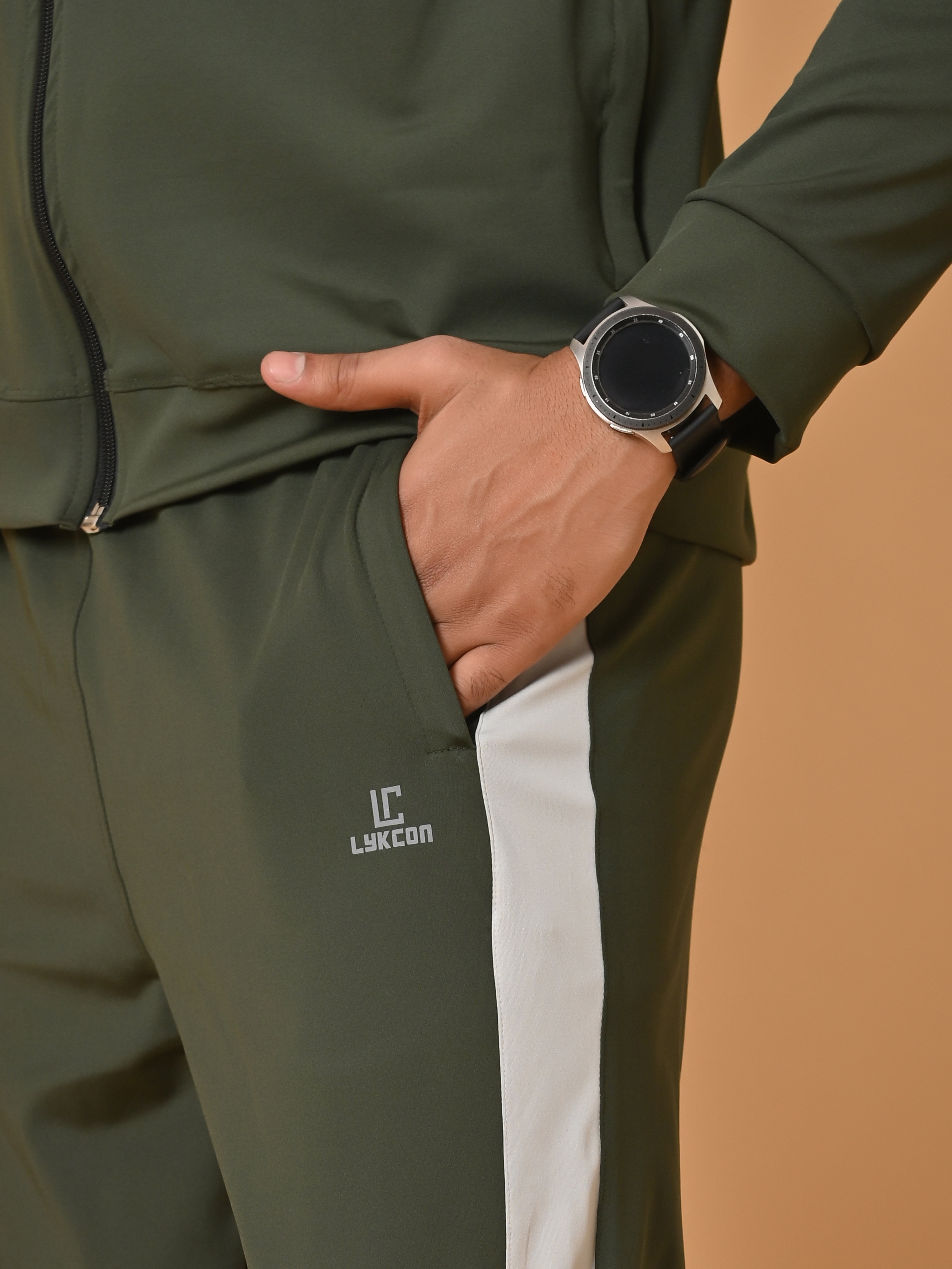 Lykcon Men's Track Suit: Army Green