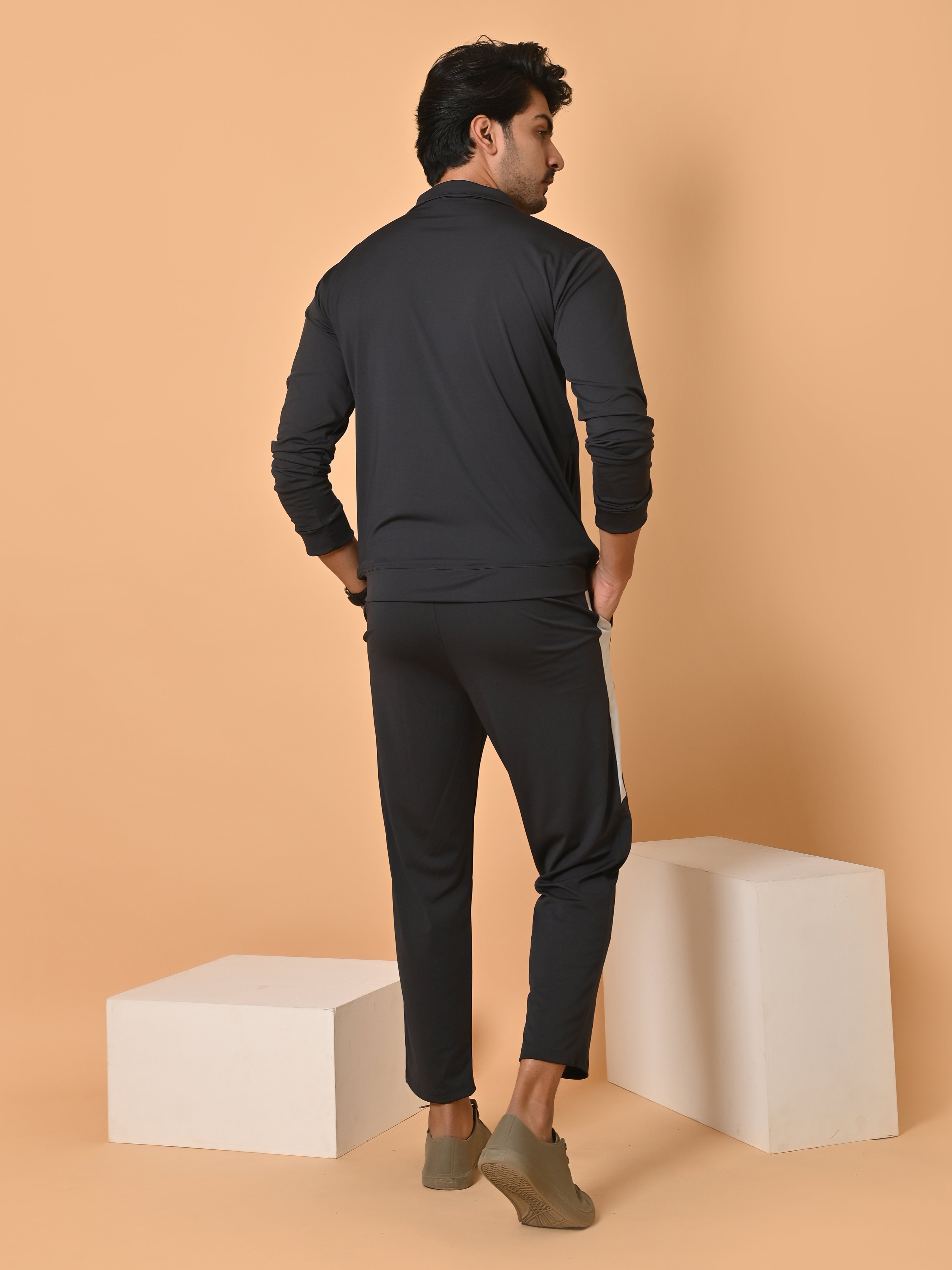 Lykcon Men's Track Suit: Charcoal Grey